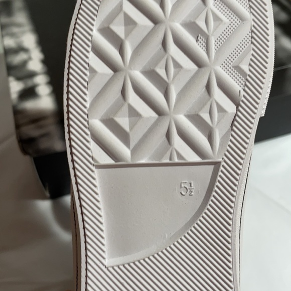 New in Box Grey High Top Sneakers - Picture 4 of 7